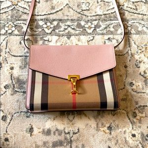 Burberry House Check Derby Leather Small Macken